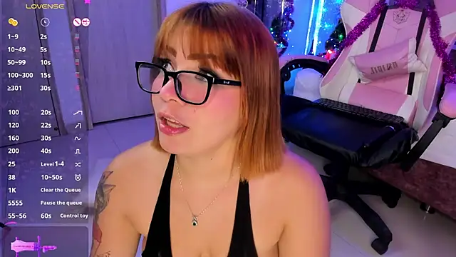 AlessiaDouce online show from December 12, 2:04 am