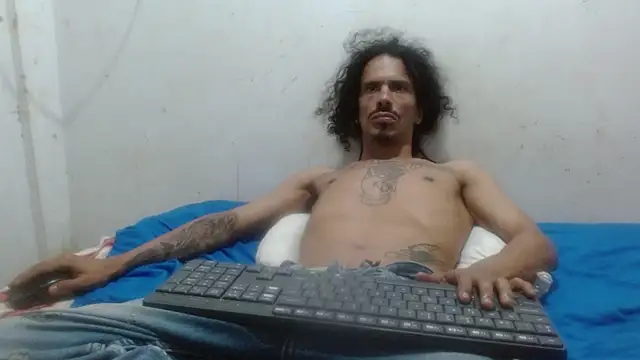 damian bottom bigcock online show from December 17, 11:33 pm