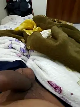 Snapshot of Sunnyoberoi01111 chatting on December 9, 3:07 am Sunnyoberoi01111 online show from December 9, 3:07 am