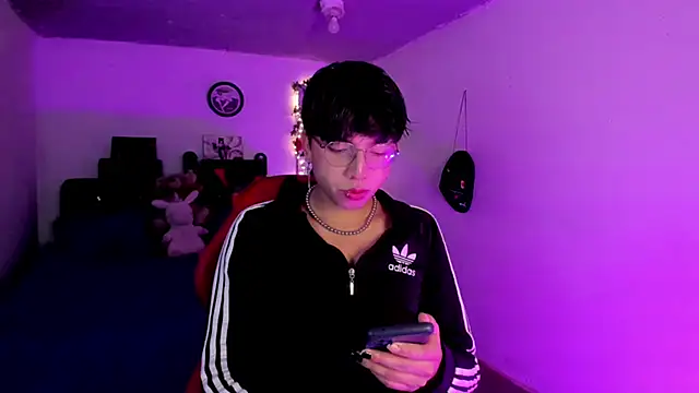 Snapshot of AnggelONfiree chatting on February 20, 12:07 am AnggelONfiree online show from February 20, 12:07 am