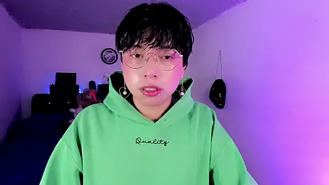 Snapshot of AnggelONfiree chatting on March 30, 11:39 pm AnggelONfiree online show from March 30, 11:39 pm