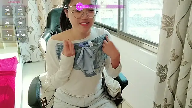 Snapshot of luoxuwen chatting on December 29, 6:14 am luoxuwen online show from December 29, 6:14 am