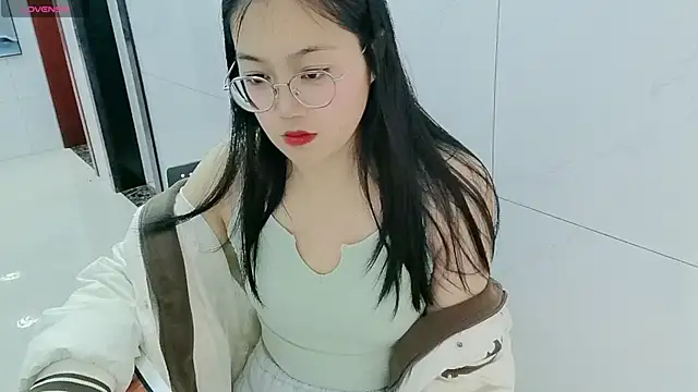 Snapshot of luoxuwen chatting on March 7, 6:57 am luoxuwen online show from March 7, 6:57 am