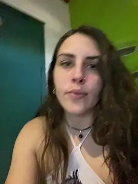 Snapshot of isadelasestrellas chatting on May 19, 8:15 pm isadelasestrellas online show from May 19, 8:15 pm