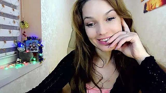 impossibleluna online show from December 18, 4:39 pm