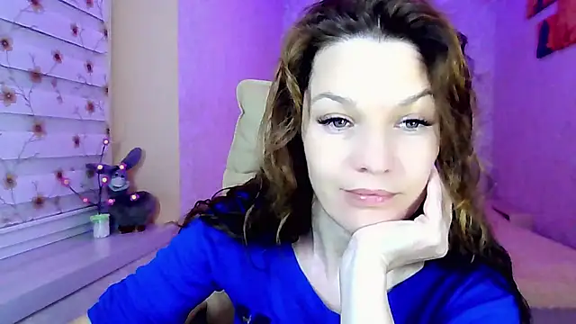 Snapshot of impossibleluna chatting on April 29, 7:20 pm impossibleluna online show from April 29, 7:20 pm