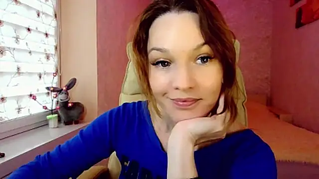 Snapshot of impossibleluna chatting on May 1, 3:16 pm impossibleluna online show from May 1, 3:16 pm