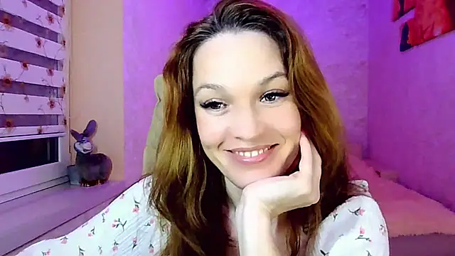 Snapshot of impossibleluna chatting on May 19, 7:53 pm impossibleluna online show from May 19, 7:53 pm