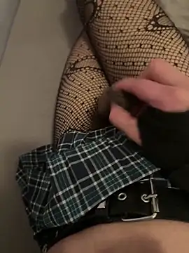 Snapshot of egirl711 chatting on January 21, 3:26 am egirl711 online show from January 21, 3:26 am