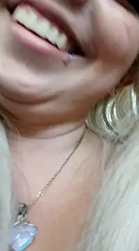 madelaine- online show from January 16, 9:40 pm