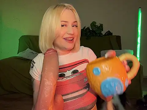DaisyBooom online show from June 20, 6:54 pm