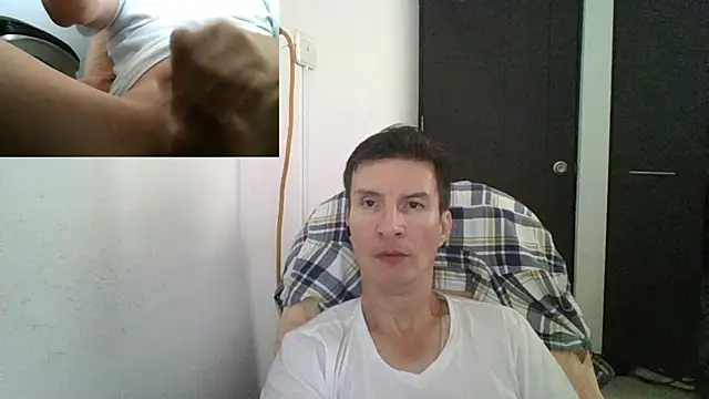 fieryloves online show from January 14, 2:22 pm