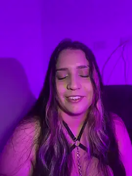 Snapshot of valentina_jonnes1 chatting on March 7, 2:41 am valentina jonnes1 online show from March 7, 2:41 am