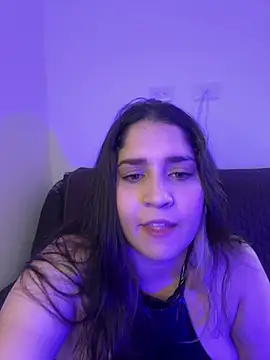 Snapshot of valentina_jonnes1 chatting on July 5, 8:27 pm valentina jonnes1 online show from July 5, 8:27 pm