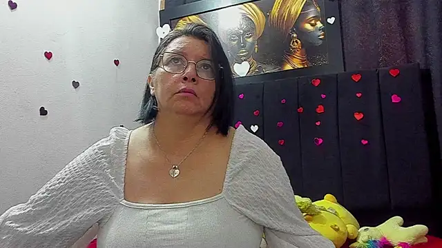 Evaaross 2345 online show from June 11, 1:31 pm