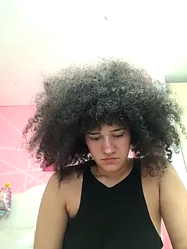 Snapshot of TwerkingAss chatting on December 22, 3:33 am TwerkingAss online show from December 22, 3:33 am