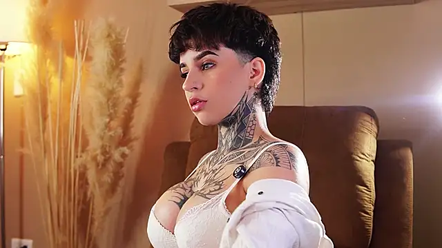 AliceShazaham  online show from May 10, 8:52 am
