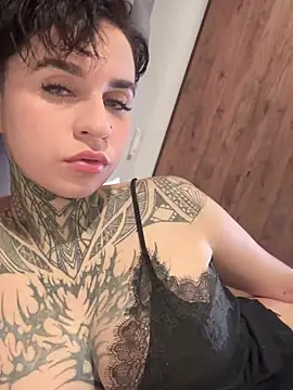 AliceShazaham  online show from June 26, 7:46 am