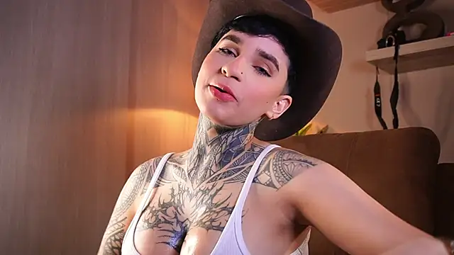 AliceShazaham  online show from July 26, 6:21 am