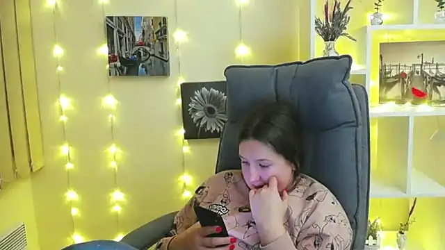  sofi smile online show from February 7, 9:26 pm