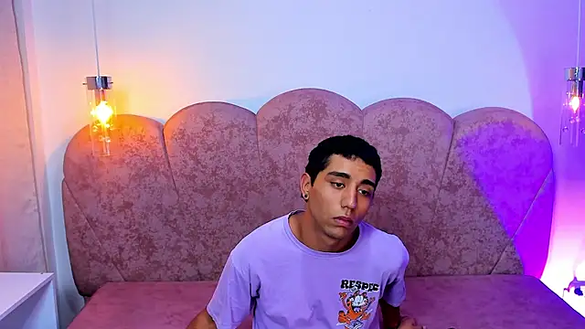 Annyeli online show from June 28, 2:17 am