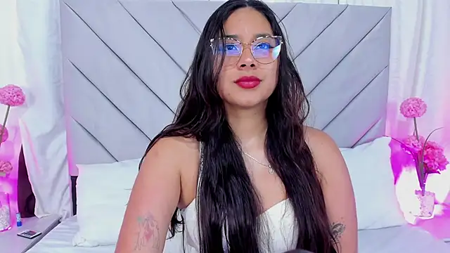 AnnaQueen  online show from January 11, 4:14 pm