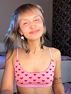 bigbabykiki online show from December 19, 6:59 pm