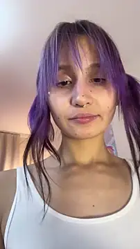 bigbabykiki online show from March 8, 4:33 pm