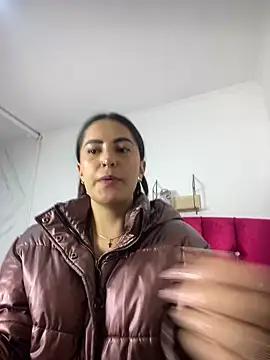 CAM 21X online show from December 29, 3:00 am