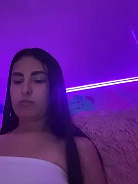 CAM 21X online show from February 10, 10:51 pm