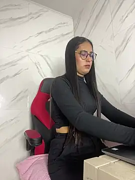 CAM 21X online show from March 13, 1:18 pm
