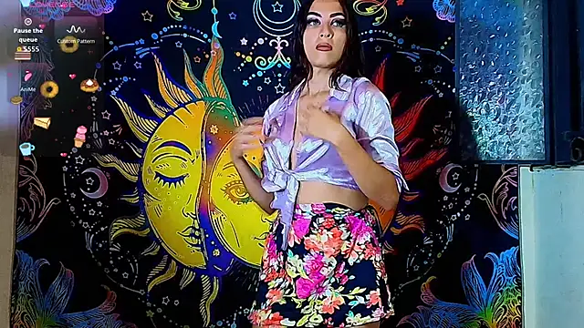 Snapshot of Angel-dust09 chatting on November 8, 1:28 am Angel-dust09 online show from November 8, 1:28 am