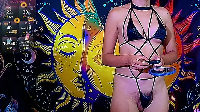 Snapshot of Angel-dust09 chatting on November 16, 1:44 am Angel-dust09 online show from November 16, 1:44 am