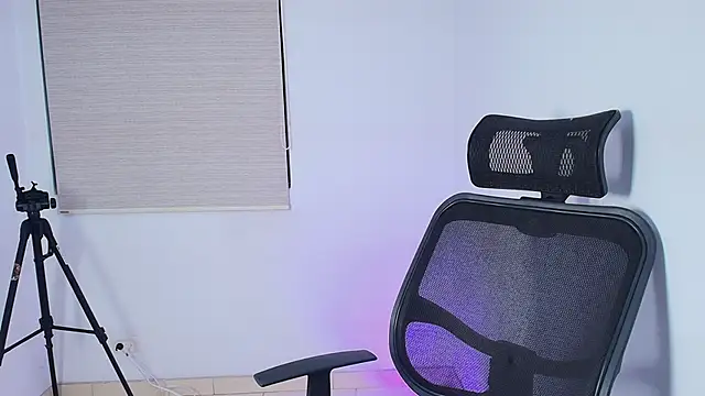 Justyn Ross online show from October 3, 6:32 am