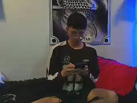 Justyn Ross online show from November 28, 12:02 am