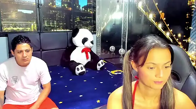 ValentinaAndTerry online show from December 27, 10:01 am