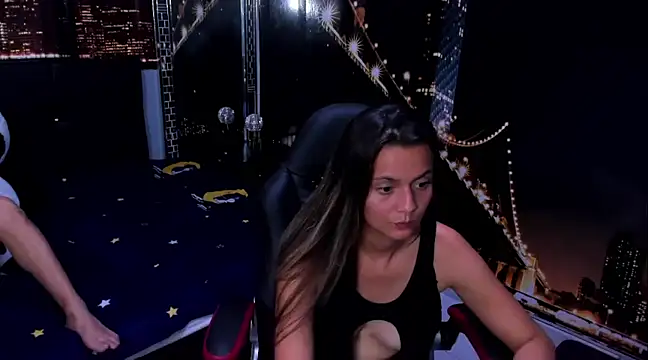 ValentinaAndTerry online show from January 4, 5:47 pm