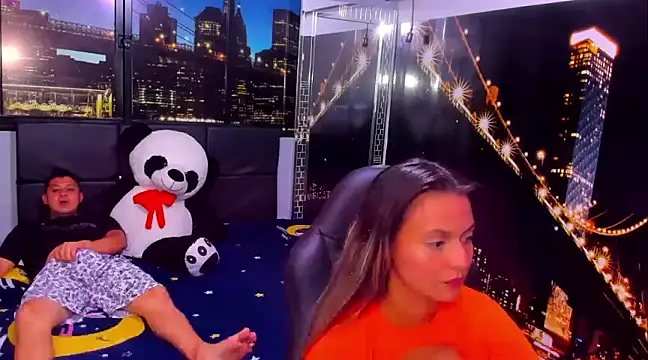 ValentinaAndTerry online show from January 7, 4:50 am