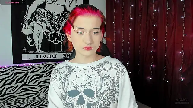 Vailyreb  online show from December 6, 9:57 pm