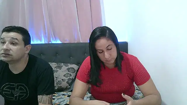 bonnie-e-clyde online show from January 3, 1:59 am