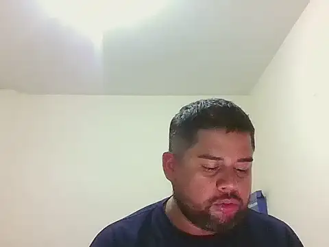 Snapshot of GABRIELGARCIA1313 chatting on February 13, 11:12 pm GABRIELGARCIA1313 online show from February 13, 11:12 pm