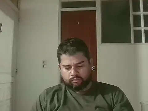 Snapshot of GABRIELGARCIA1313 chatting on February 27, 11:16 pm GABRIELGARCIA1313 online show from February 27, 11:16 pm