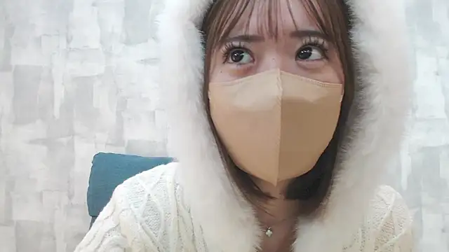 LOVE MOMO LOVE online show from January 12, 11:28 am