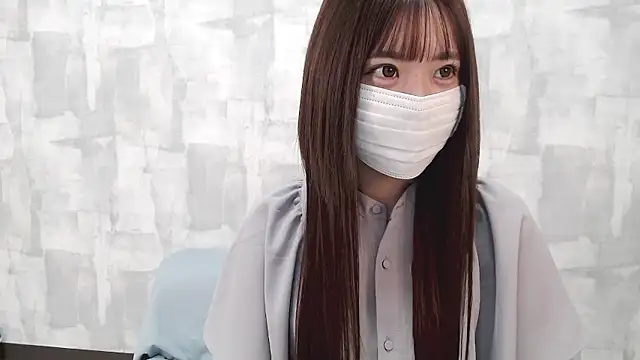 LOVE MOMO LOVE online show from September 23, 11:24 am