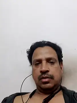 Snapshot of Raj1043 chatting on December 15, 8:36 pm Raj1043 online show from December 15, 8:36 pm