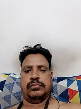 Snapshot of Raj1043 chatting on February 27, 6:42 pm Raj1043 online show from February 27, 6:42 pm