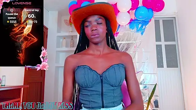 Snapshot of Riri_Blonde10 chatting on July 4, 1:28 pm Riri Blonde10 online show from July 4, 1:28 pm