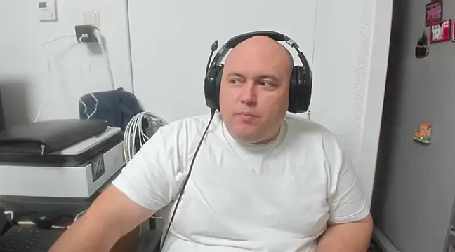 BigromeoXX online show from December 23, 6:05 pm