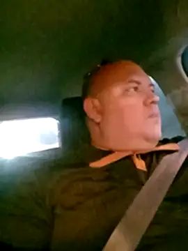 BigromeoXX online show from October 30, 4:30 pm