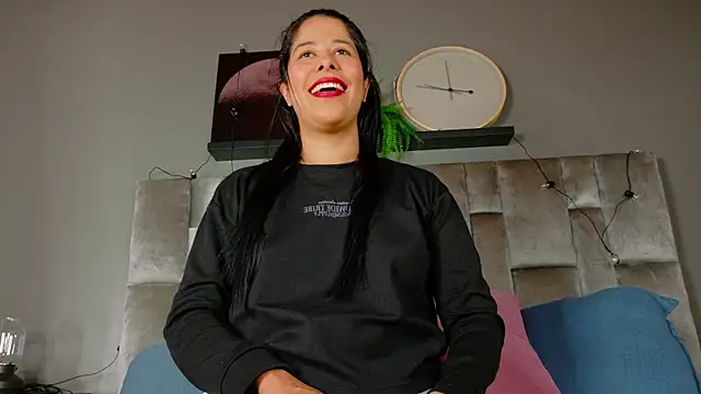 DulceAurora   online show from October 29, 2:36 am